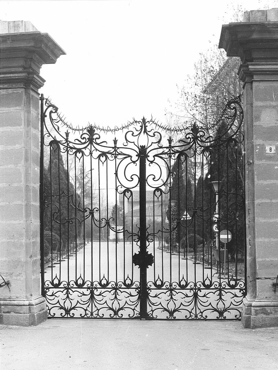 cancello, opera isolata di Piermarini Giuseppe (attribuito) (seconda metà sec. XVIII)