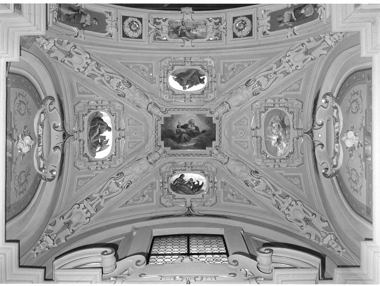 Dio Padre benedicente/ quattro evangelisti (decorazione plastico-pittorica, complesso decorativo) di Turri Mosè, Turri Daniele (attribuito), Turri Elia (attribuito) (fine sec. XIX)