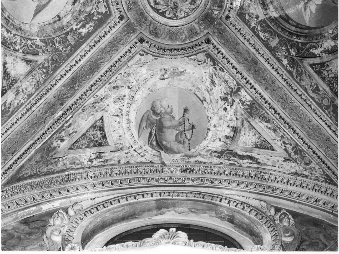 angelo con rosario (dipinto, elemento d'insieme) di Turri Gesram (metà sec. XIX)