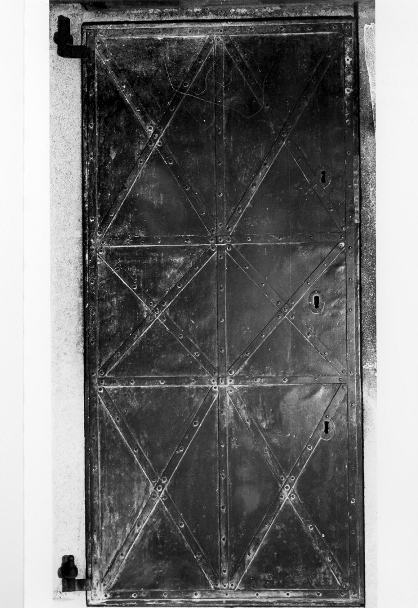 porta, opera isolata - bottega lombarda (sec. XVI)