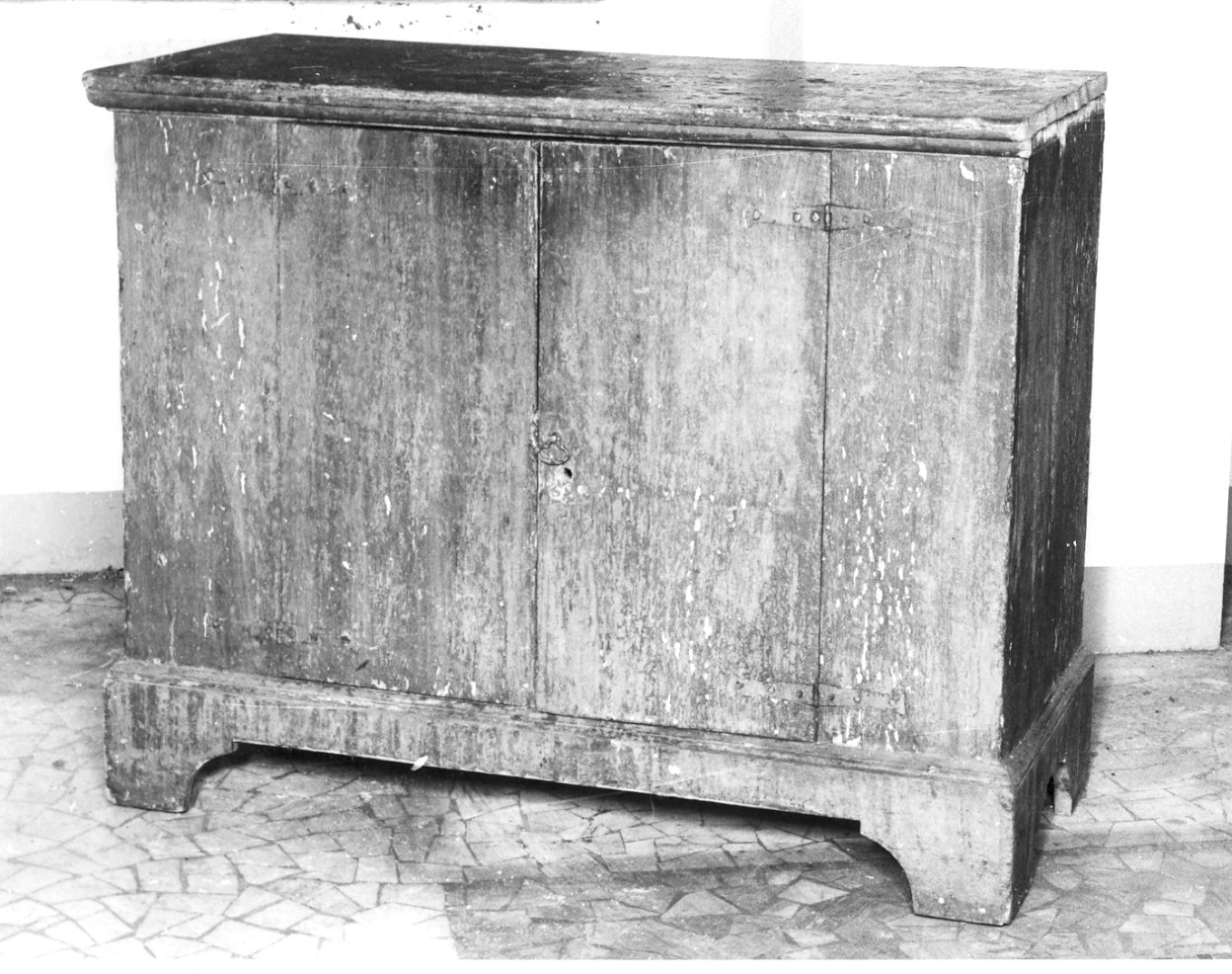 armadio da sacrestia, opera isolata - bottega lombarda (sec. XVII)
