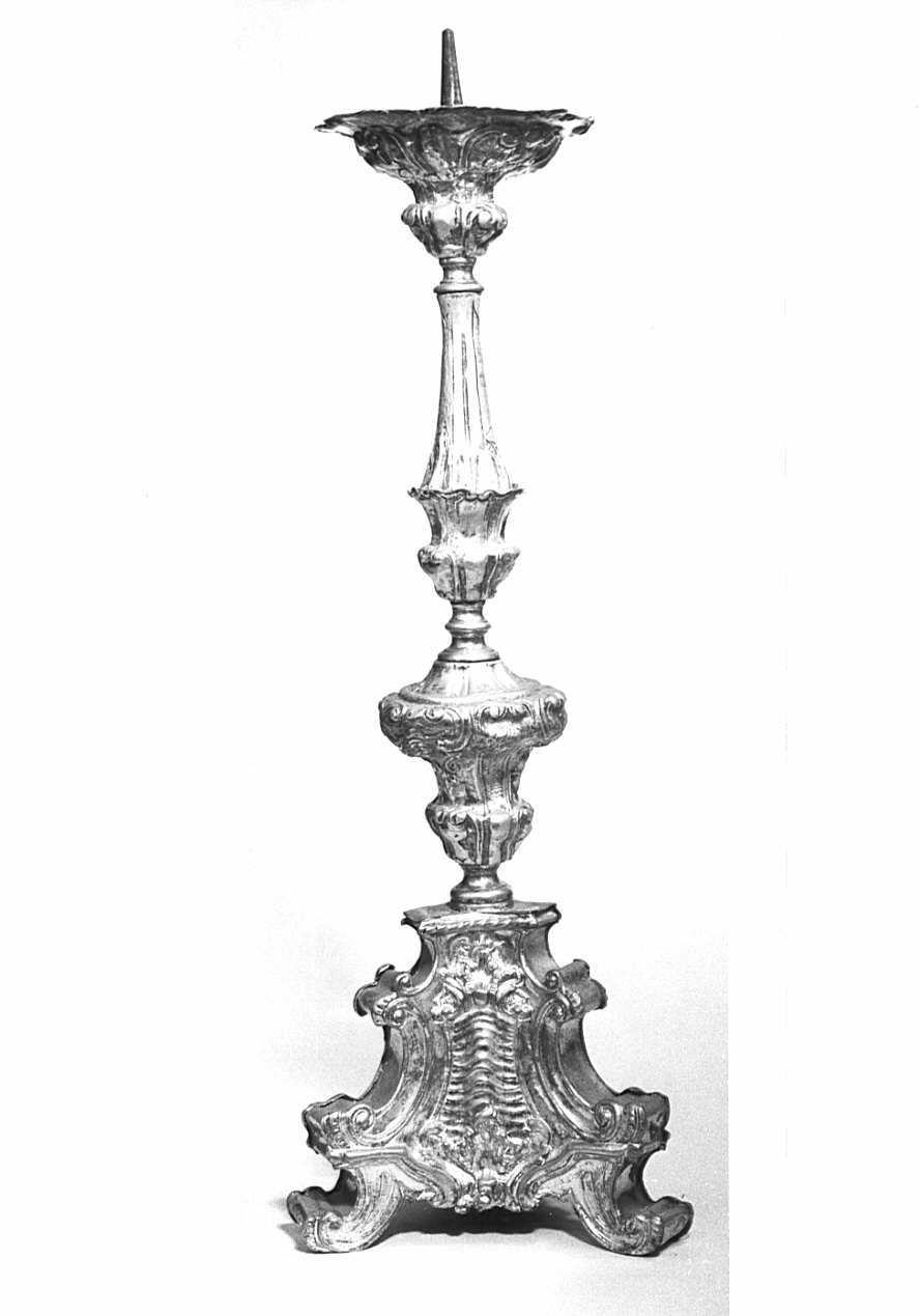 candeliere d'altare, coppia - bottega lombarda (fine sec. XVIII)