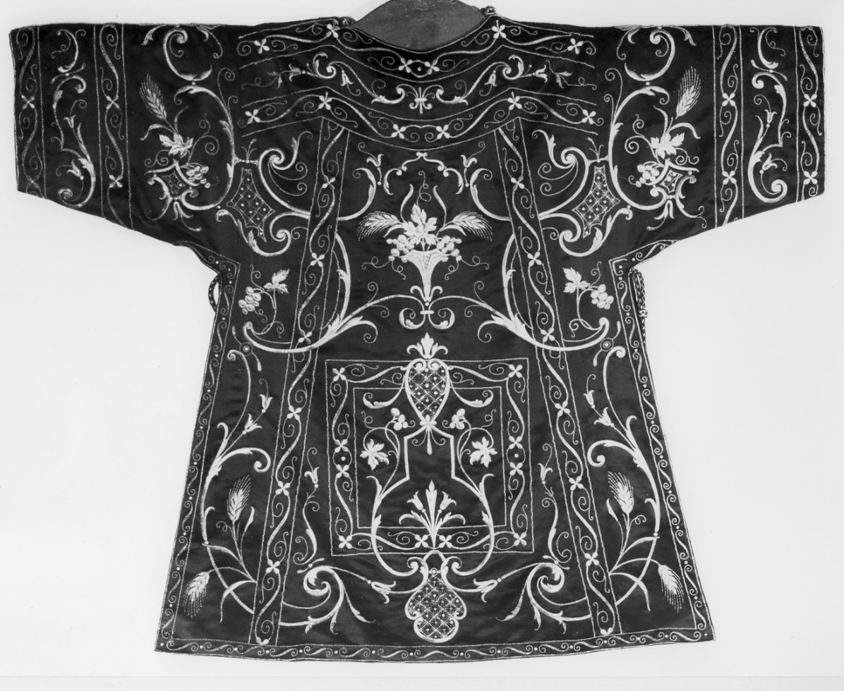 paramento liturgico, insieme - manifattura lombarda (ultimo quarto sec. XIX)