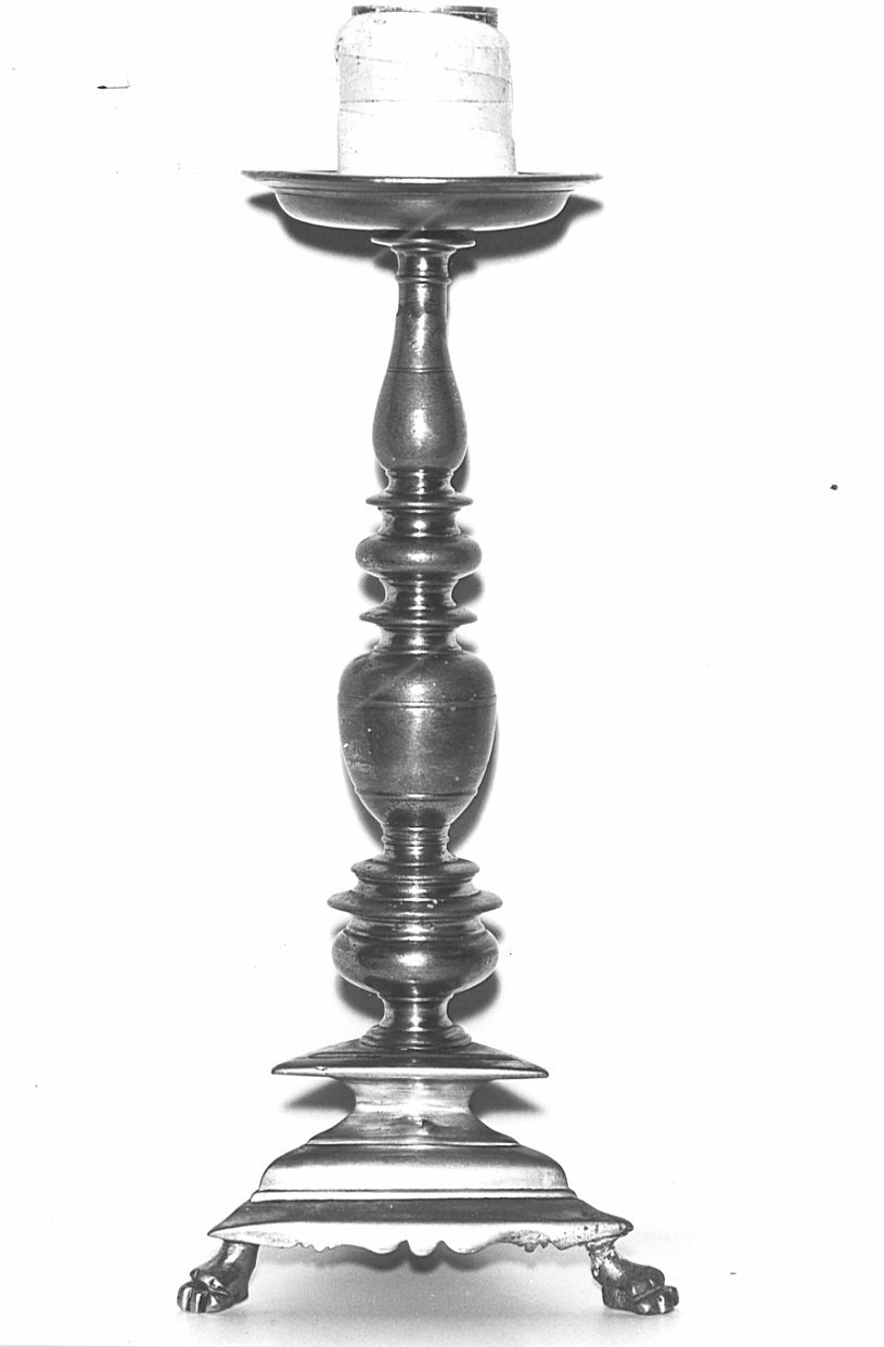 candeliere d'altare, coppia - bottega lombarda (sec. XVIII)