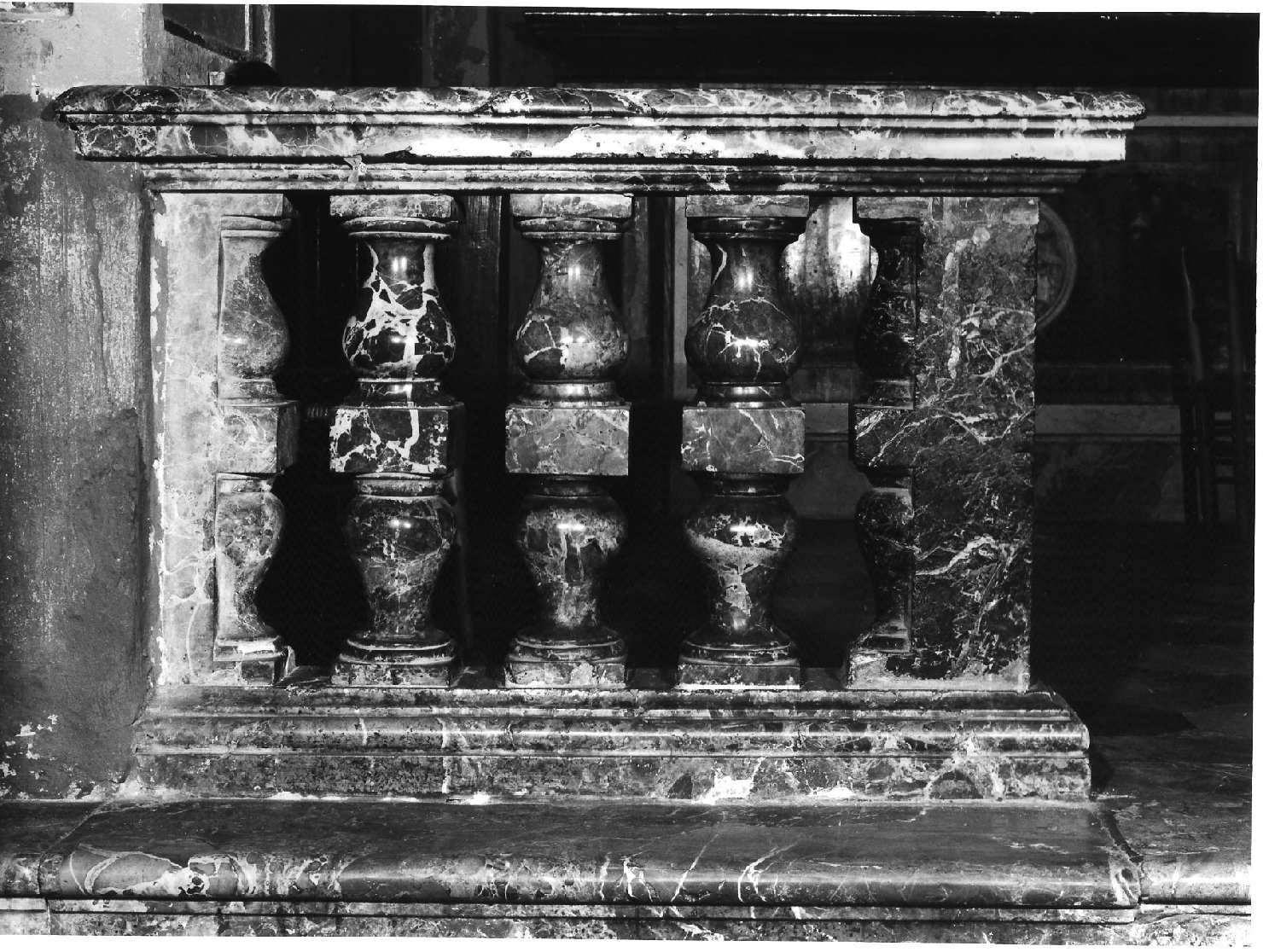 balaustrata di altare, opera isolata - bottega lombarda (fine/inizio secc. XVII/ XVIII)
