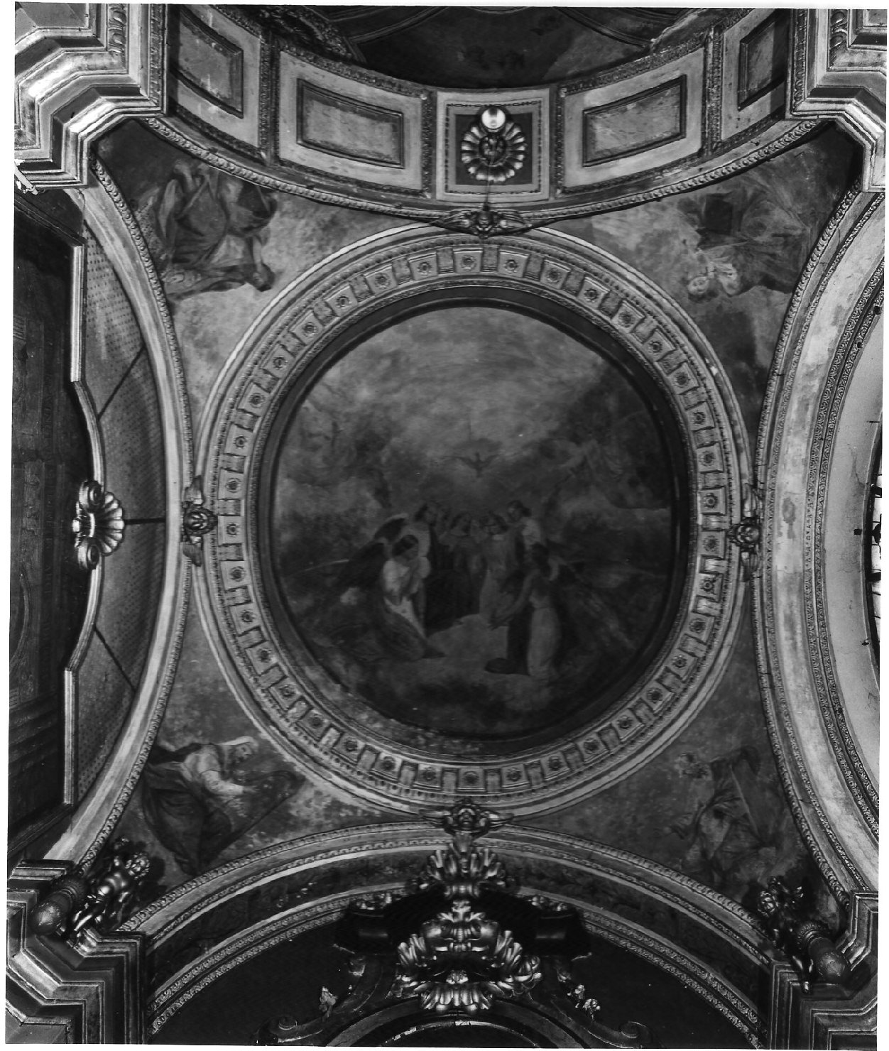 decorazione plastico-pittorica, complesso decorativo di Valtorta Luigi (attribuito), Comolli Luigi (attribuito) (sec. XX, sec. XX)