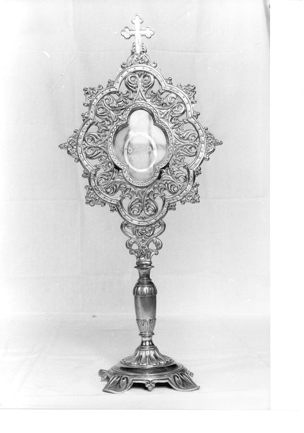 reliquiario - a ostensorio, serie - bottega lombarda (sec. XIX)