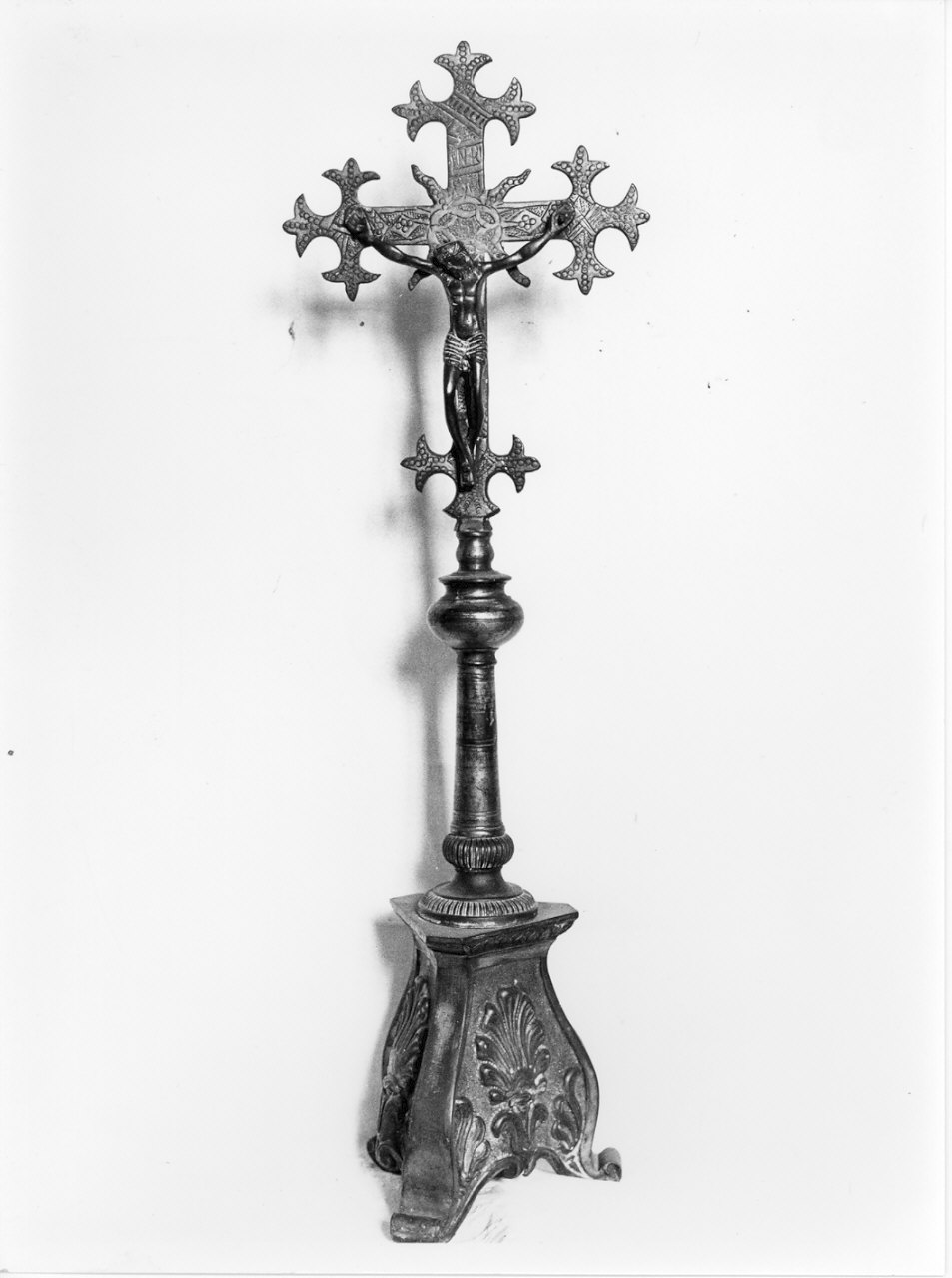 croce d'altare, opera isolata - bottega lombarda (sec. XVII, sec. XIX)