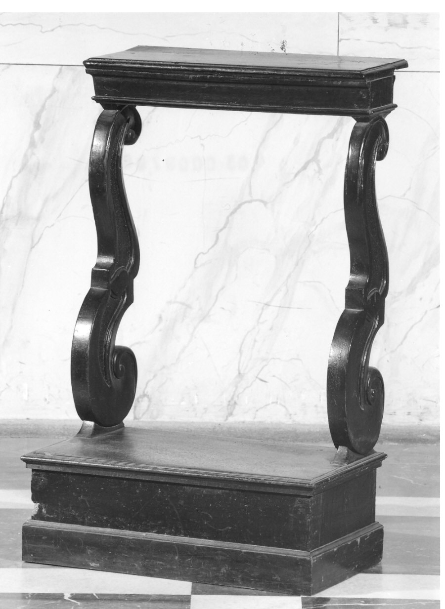 inginocchiatoio, opera isolata - bottega lombarda (seconda metà sec. XVIII)