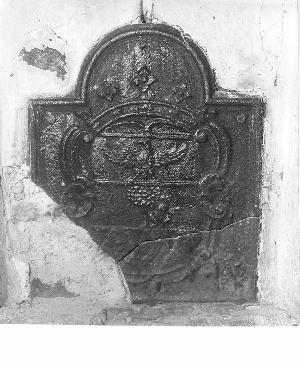 stemma (rilievo, opera isolata) - bottega lombarda (secc. XVII/ XVIII)