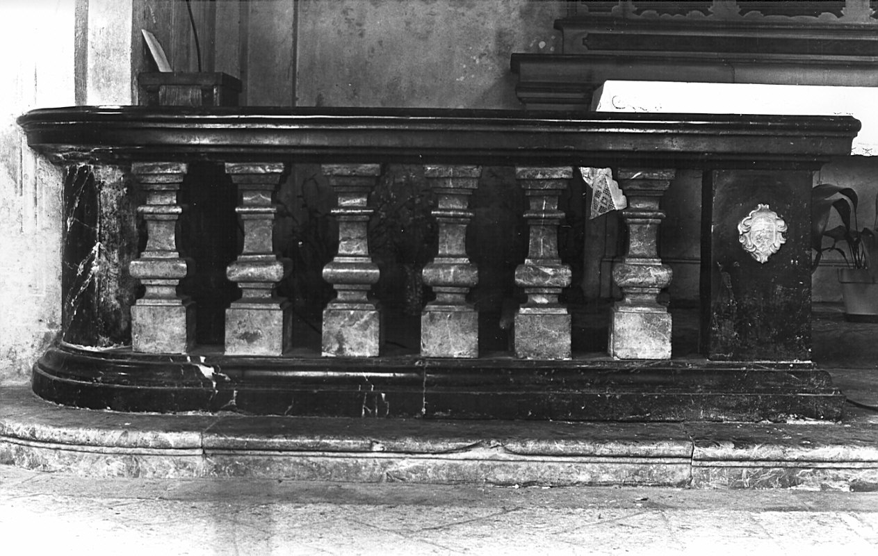 balaustrata, opera isolata - bottega italiana (fine/inizio secc. XVII/ XVIII)