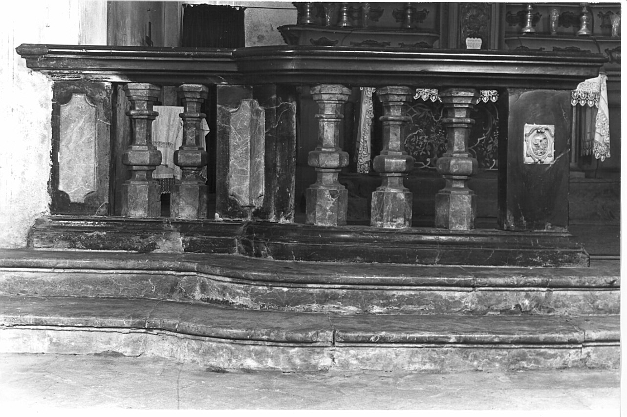 balaustrata, opera isolata - bottega italiana (fine/inizio secc. XVII/ XVIII)