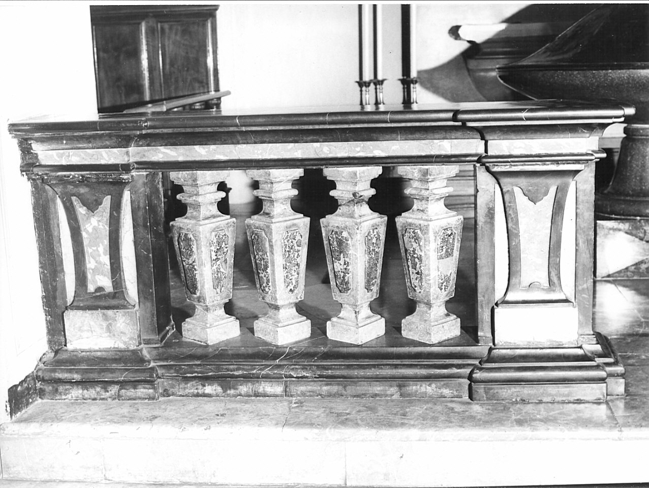 balaustrata, opera isolata - bottega lombarda (sec. XVIII)