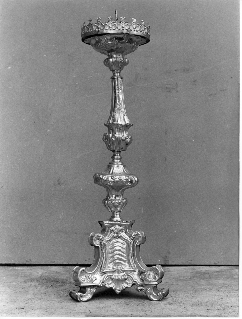 candeliere, serie - bottega lombarda (sec. XVIII)