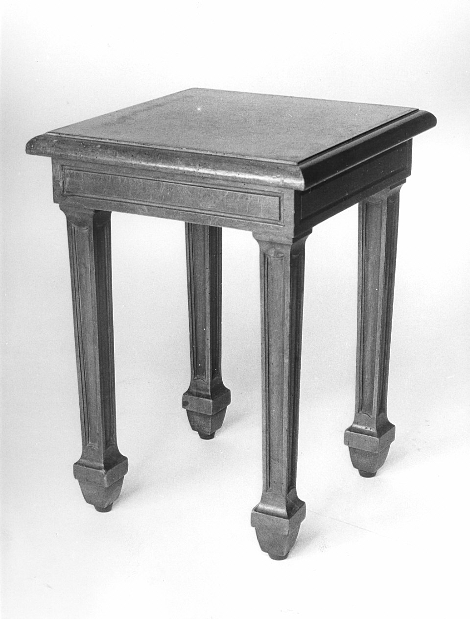 sgabello, serie - bottega lombarda (fine/inizio secc. XVIII/ XIX)