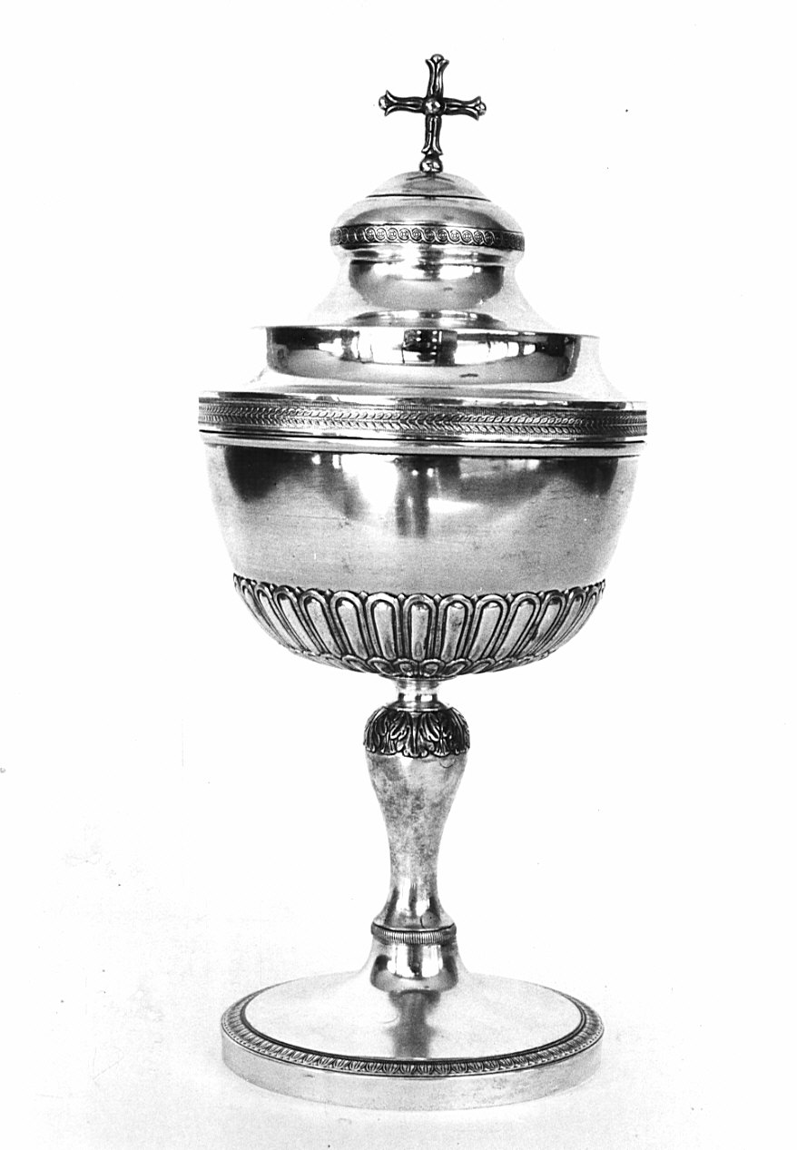 pisside, opera isolata - bottega milanese (prima metà sec. XIX)