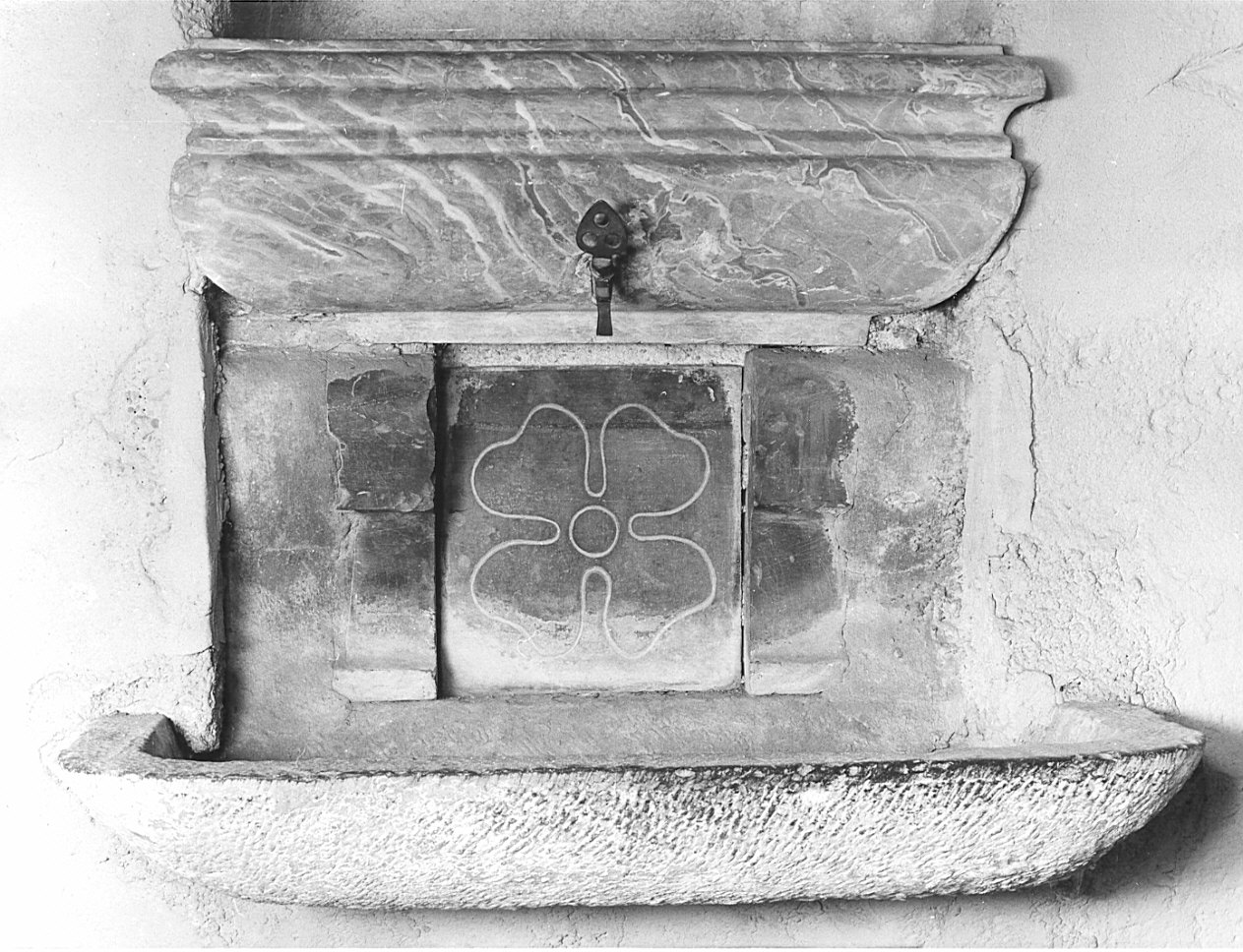 lavabo da sacrestia, opera isolata - bottega lombarda (sec. XVII)