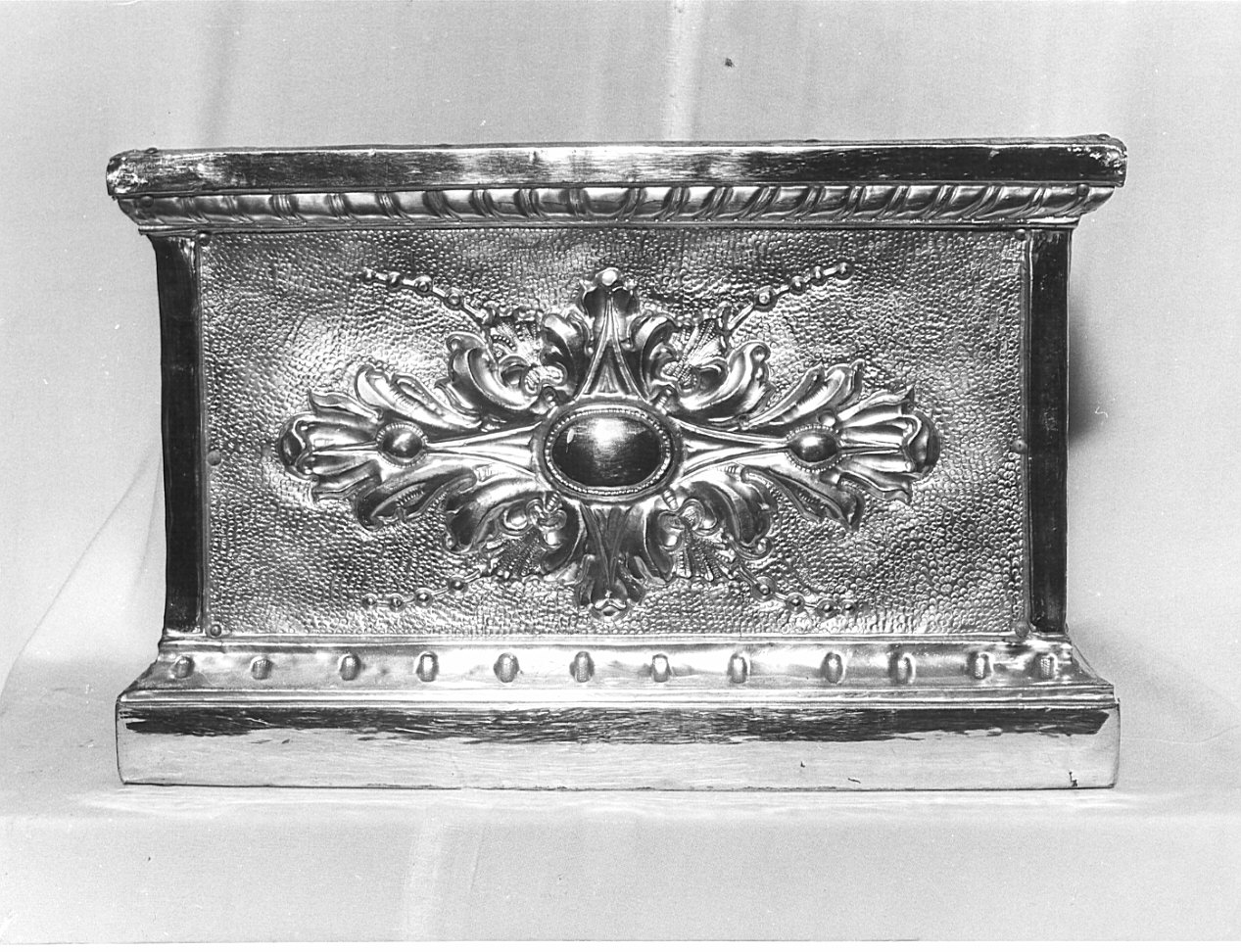 base, opera isolata - bottega lombarda (sec. XIX)