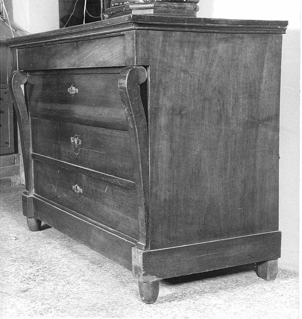 cassettone, opera isolata - bottega lombarda (inizio sec. XIX)