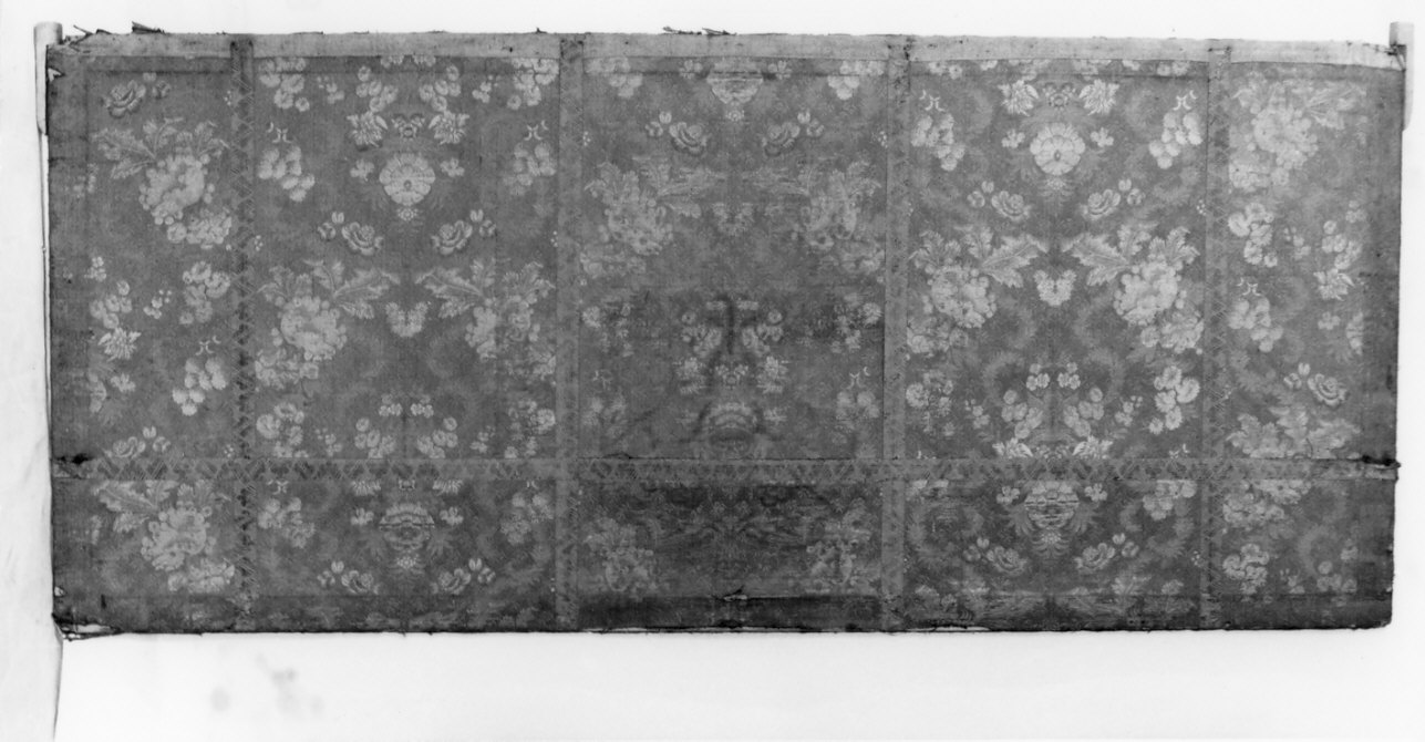 paliotto, opera isolata - manifattura lombarda (sec. XIX)