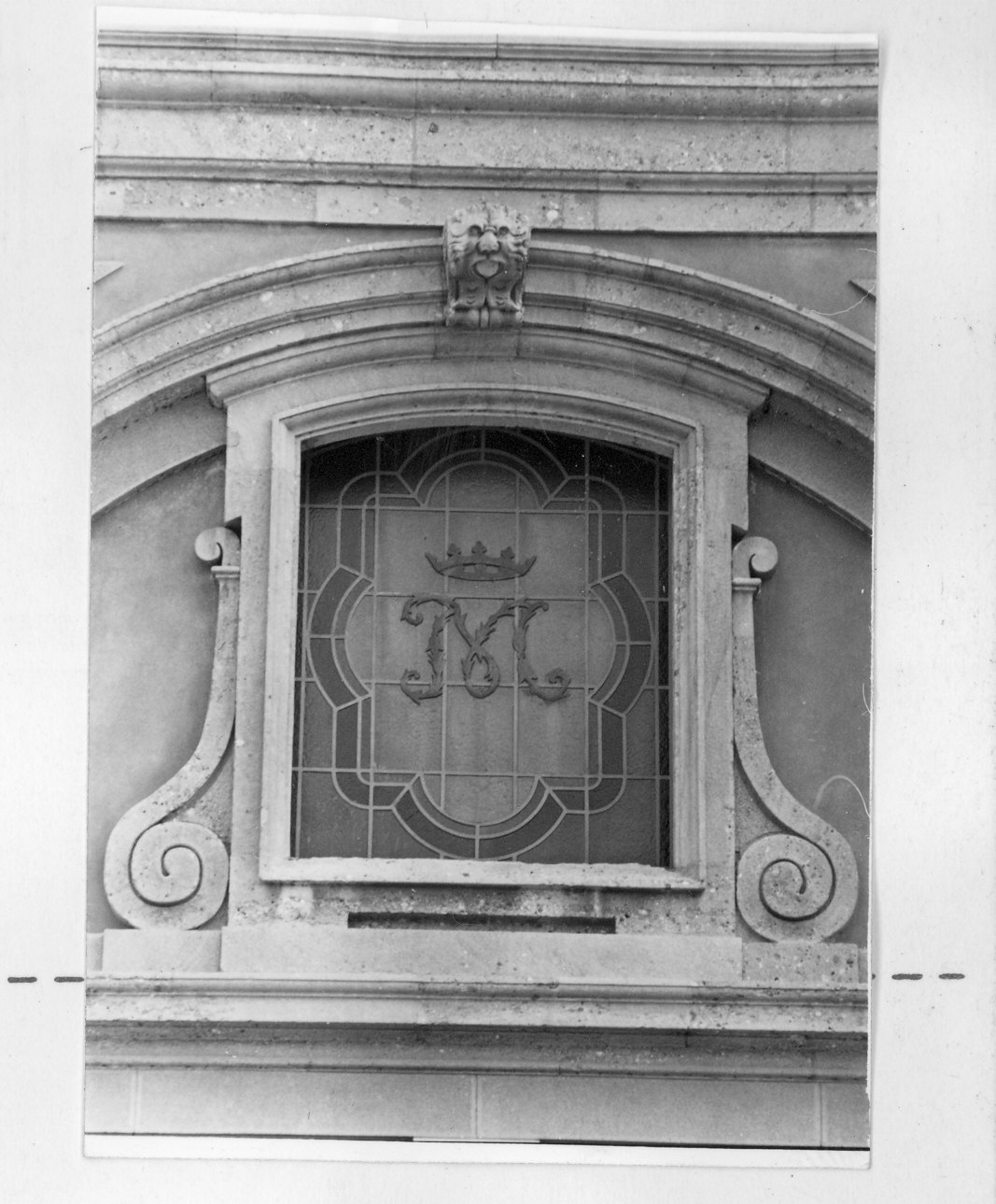 mostra di finestra, opera isolata - bottega lombarda (metà sec. XVII)