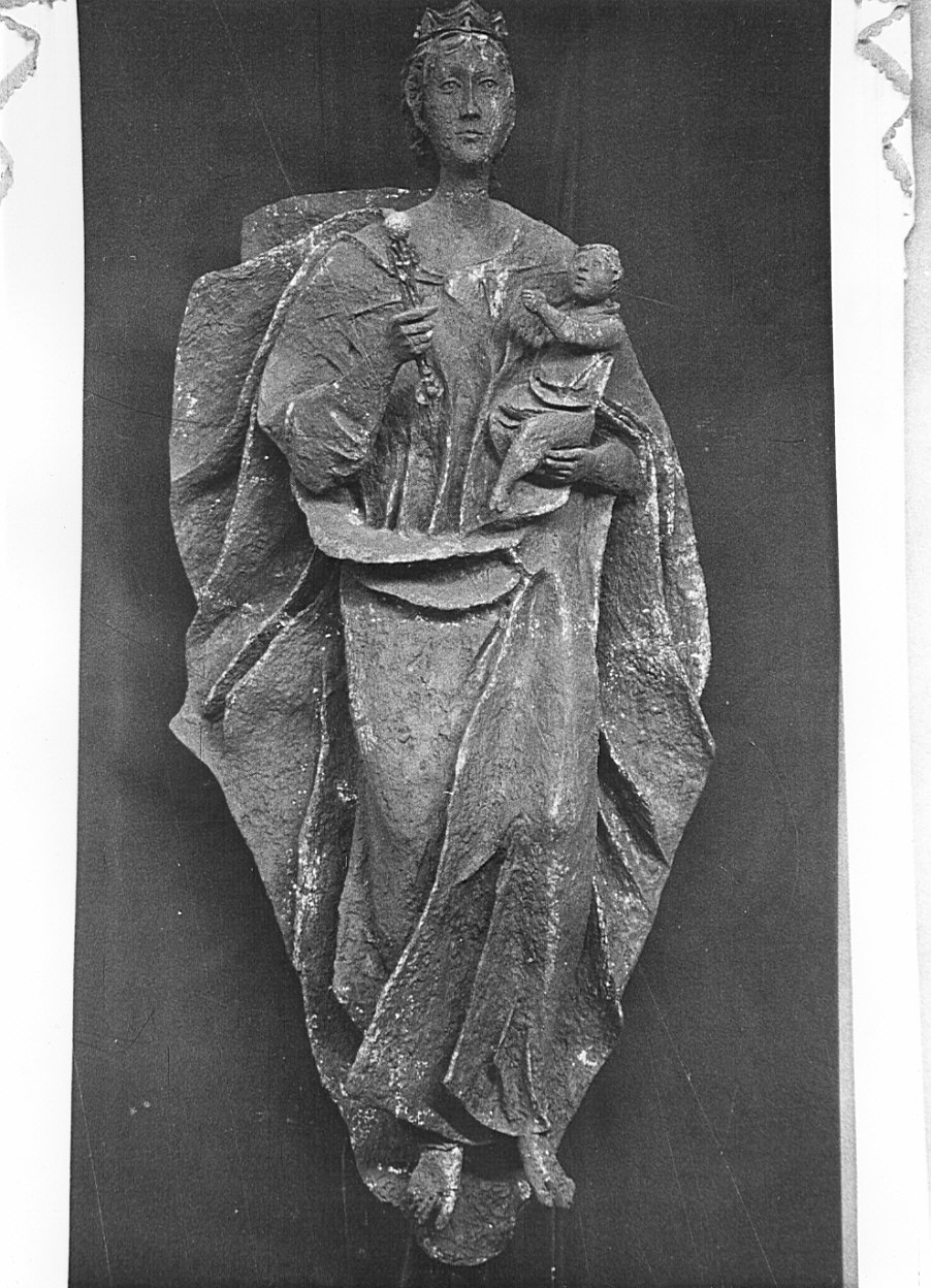 Madonna con Bambino (scultura, opera isolata) di Ruggeri Costantino, Cassani (sec. XX)