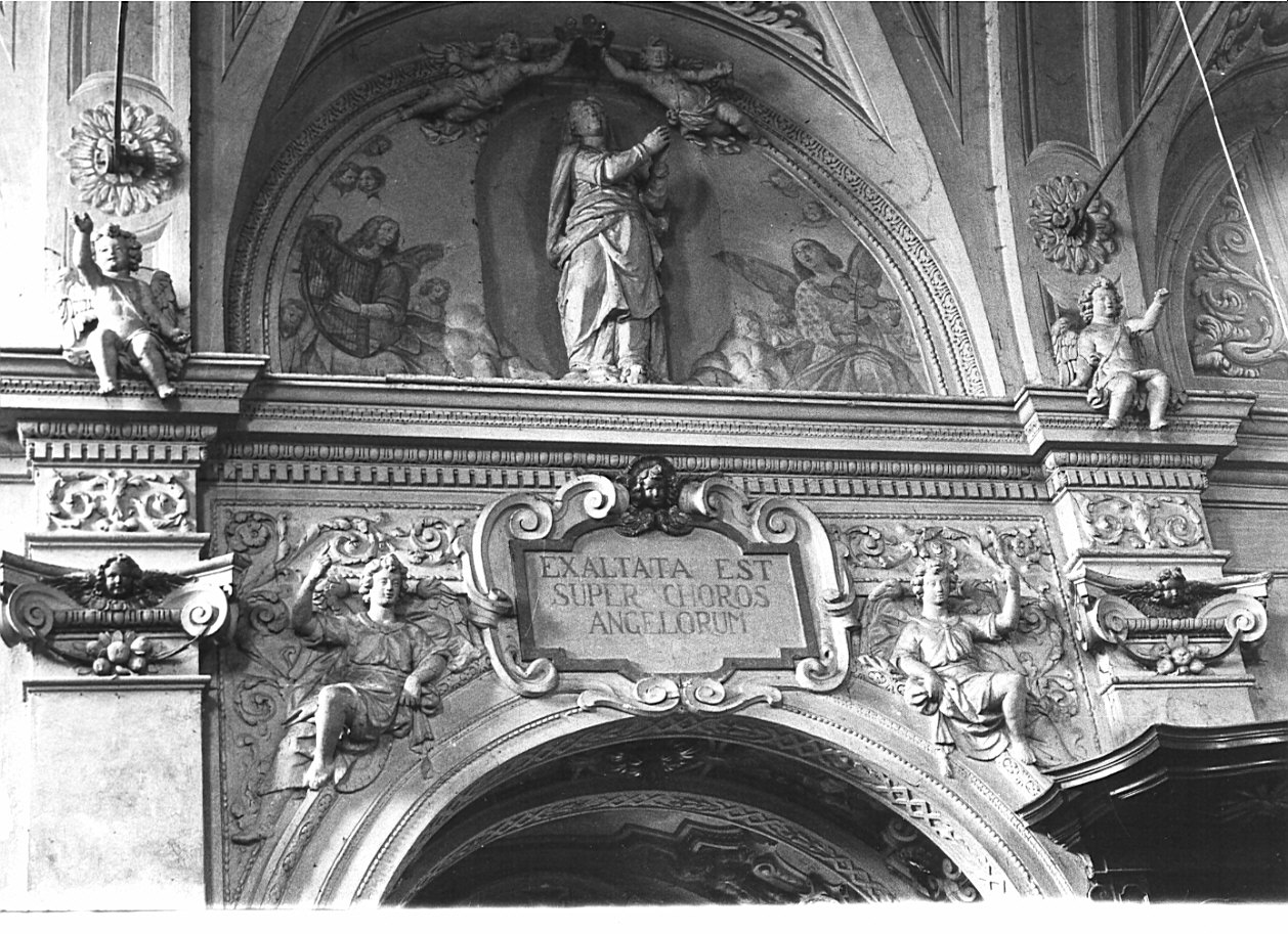 assunzione della Madonna (decorazione plastico-pittorica, insieme) di Fontana Domenico il Vecchio (attribuito), Bianchi Giuseppe (attribuito) - ambito lombardo (inizio sec. XVII)
