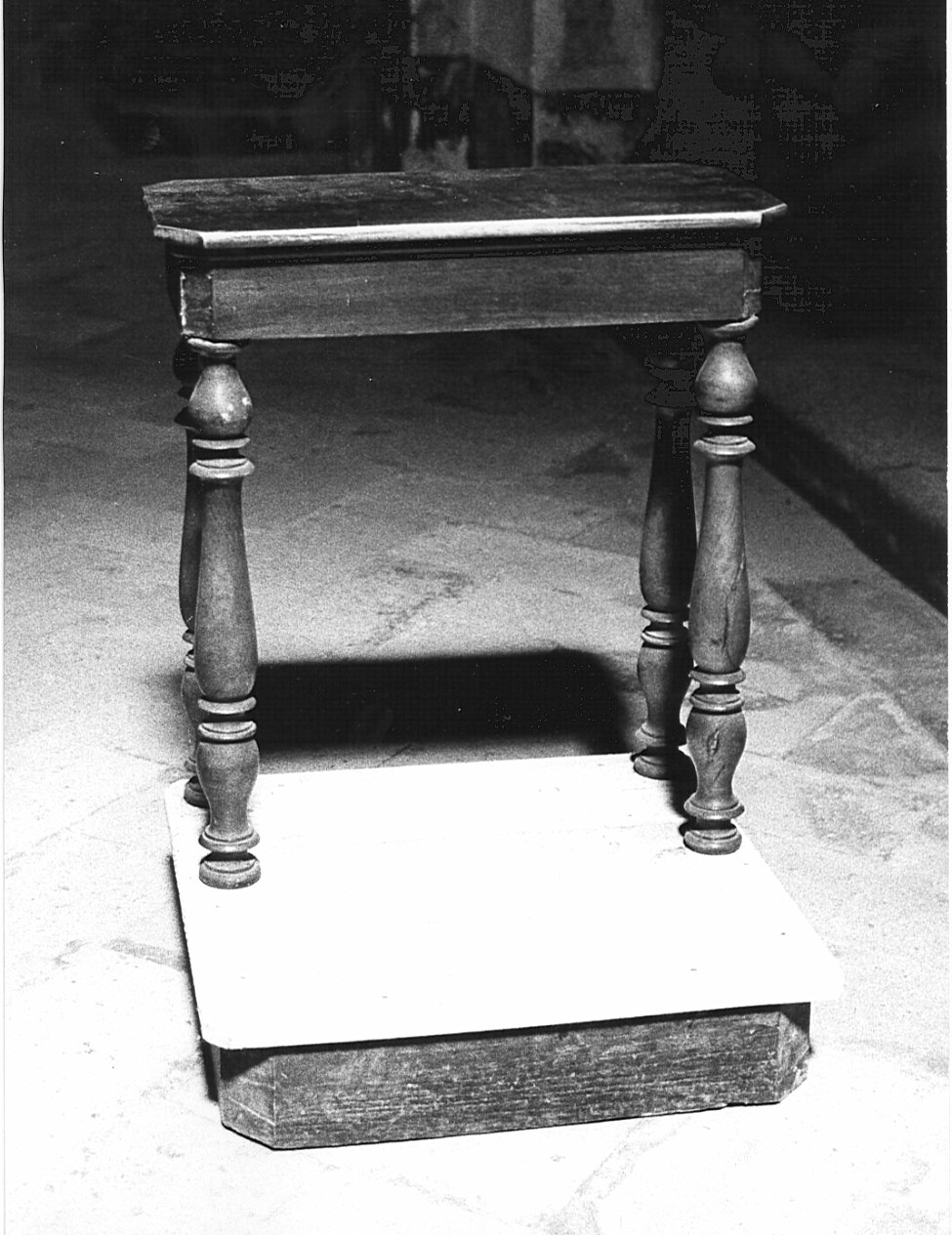 inginocchiatoio, opera isolata - bottega lombarda (sec. XIX)