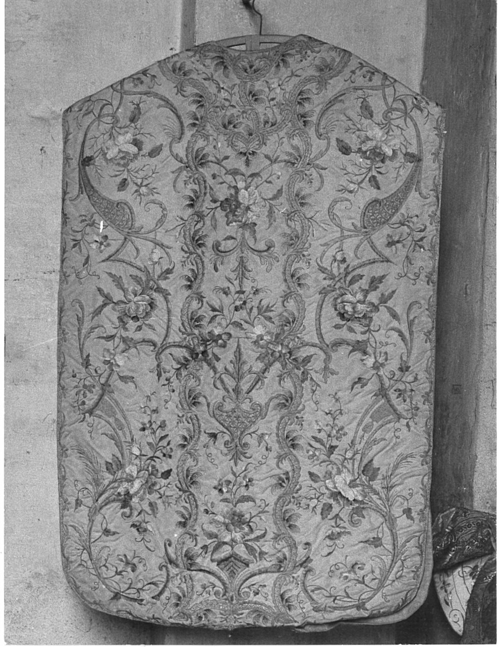paramento liturgico, insieme - manifattura lombarda (sec. XVIII)