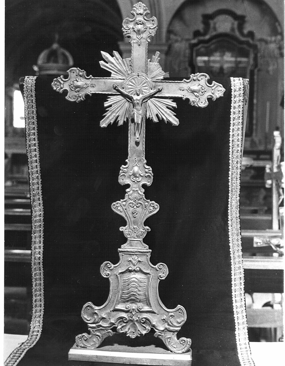 croce d'altare, opera isolata - bottega lombarda (sec. XVIII)