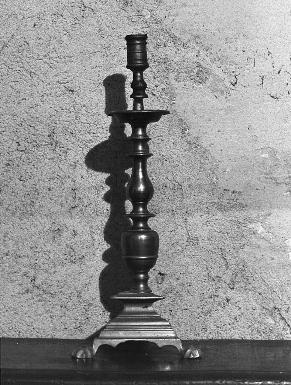 candeliere d'altare, serie - bottega lombarda (sec. XVIII)