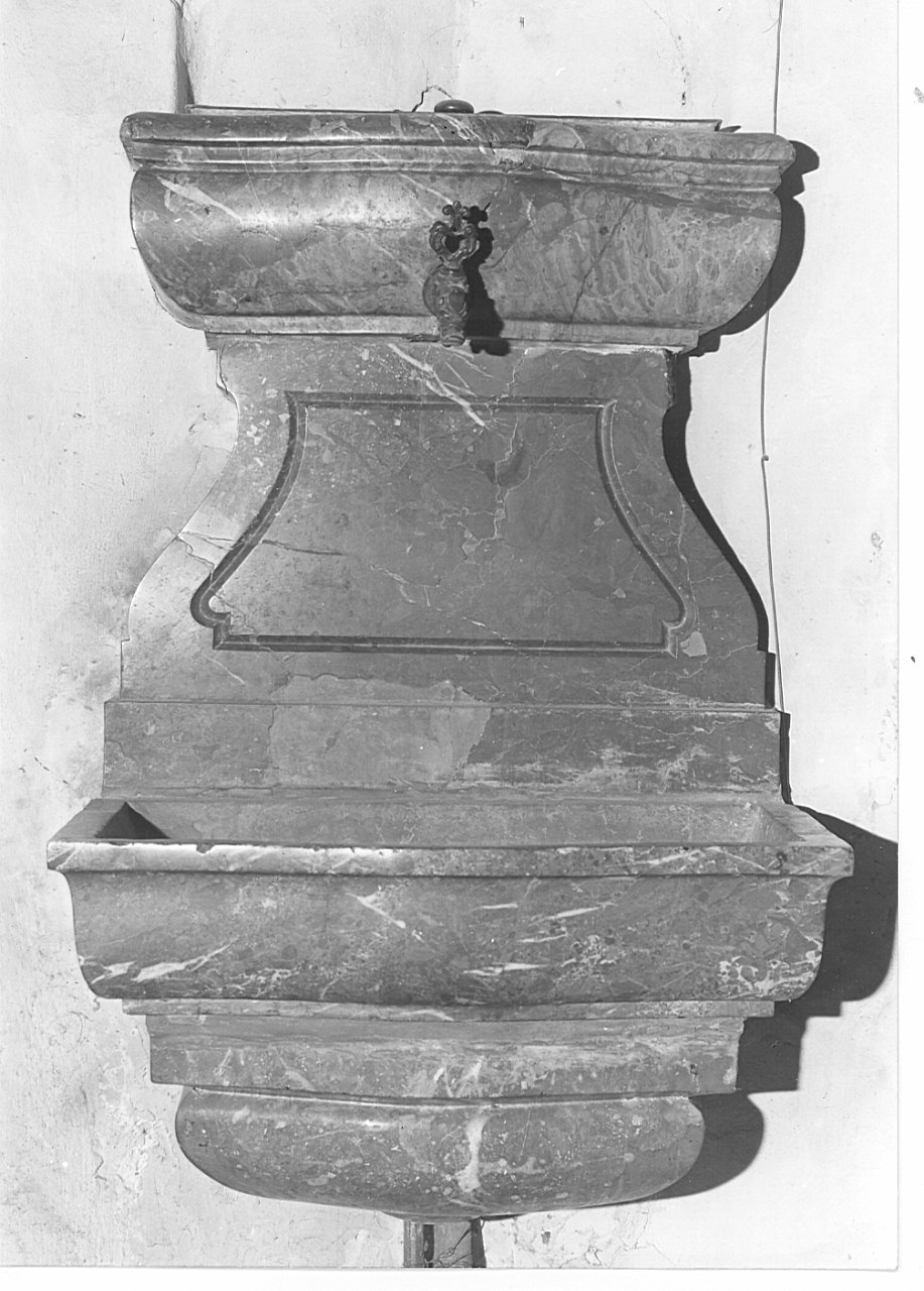 lavabo da sacrestia, opera isolata - bottega lombarda (sec. XVIII)