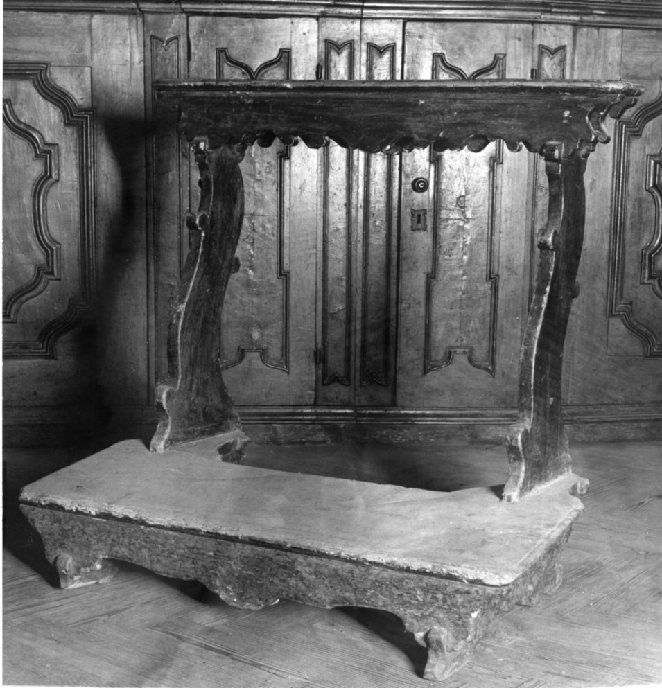 inginocchiatoio, opera isolata - bottega lombarda (secc. XVII/ XVIII)