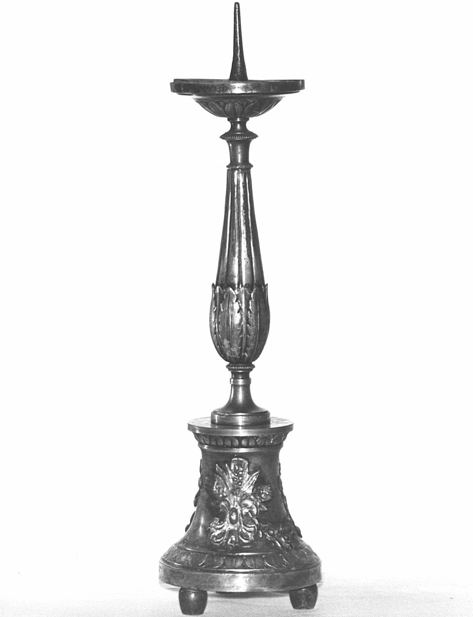 candeliere d'altare, coppia - bottega lombarda (sec. XIX)