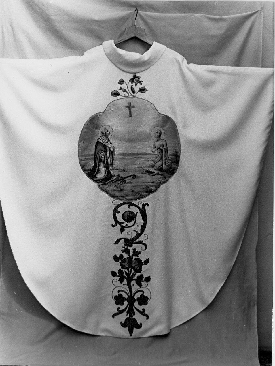 paramento liturgico, insieme - manifattura lombarda (fine sec. XIX, sec. XX)