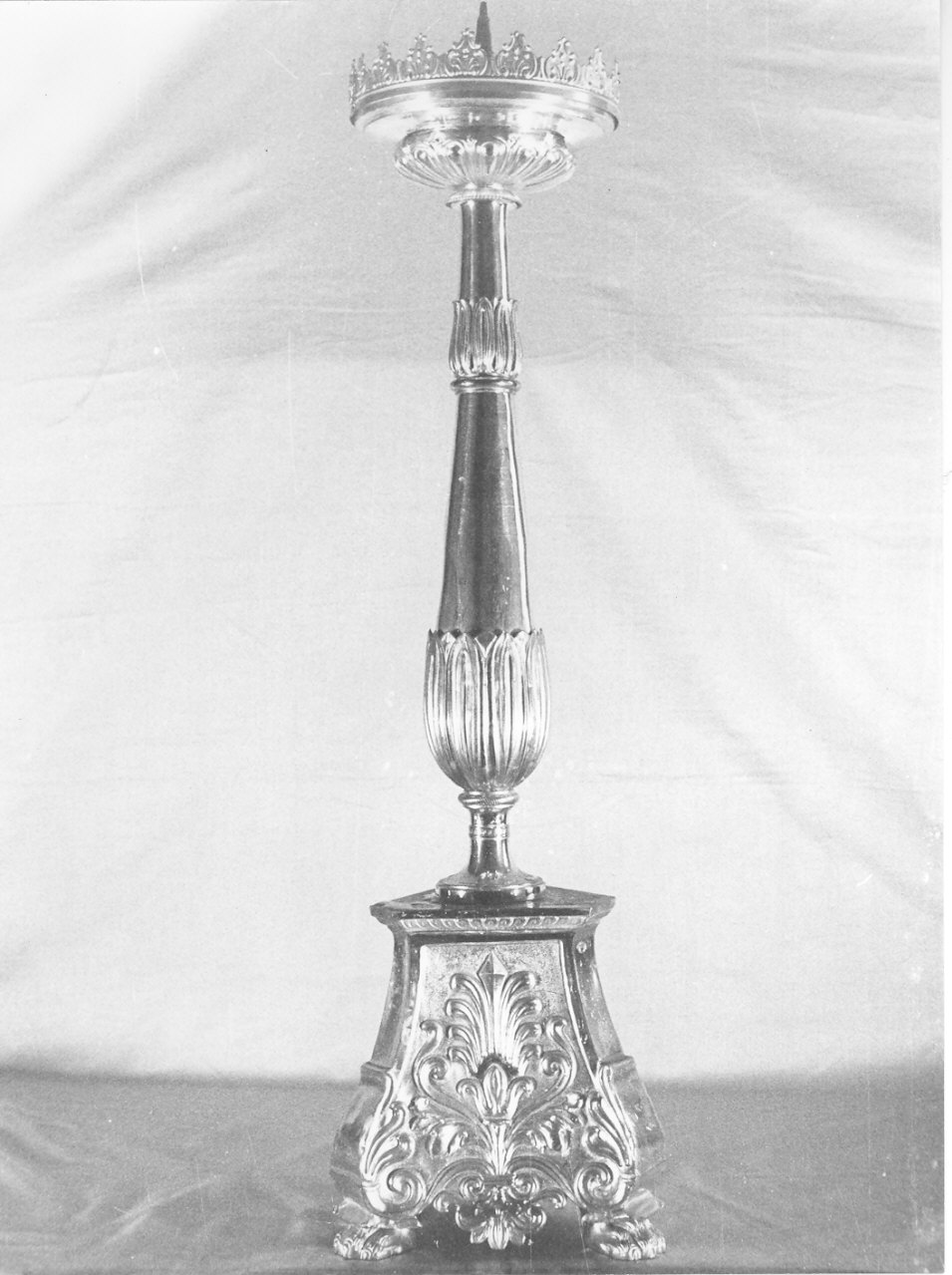 candeliere d'altare, serie - bottega lombarda (sec. XIX)