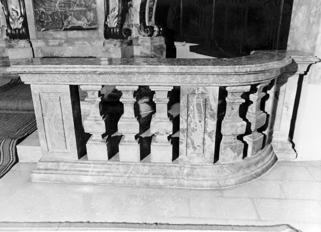 balaustrata, coppia - bottega lombarda (sec. XVIII)