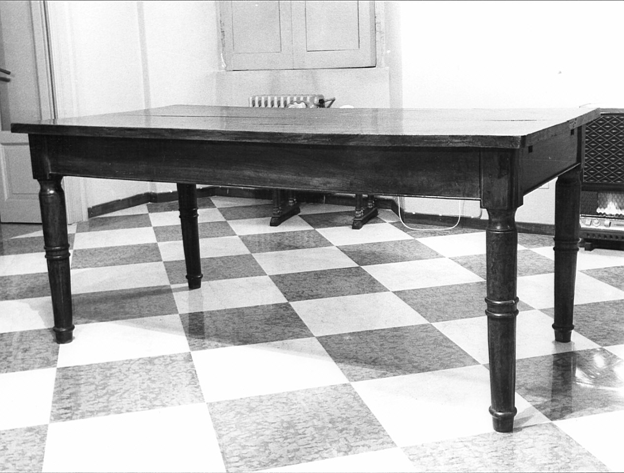 tavolo, opera isolata - bottega lombarda (sec. XIX)