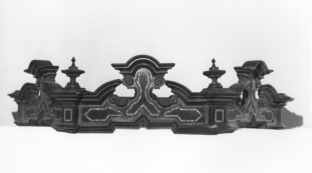 cimasa, opera isolata - bottega lombarda (sec. XIX)