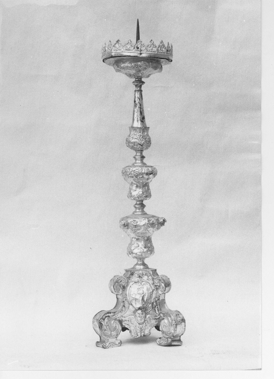 candeliere d'altare, serie - bottega lombarda (sec. XVIII)