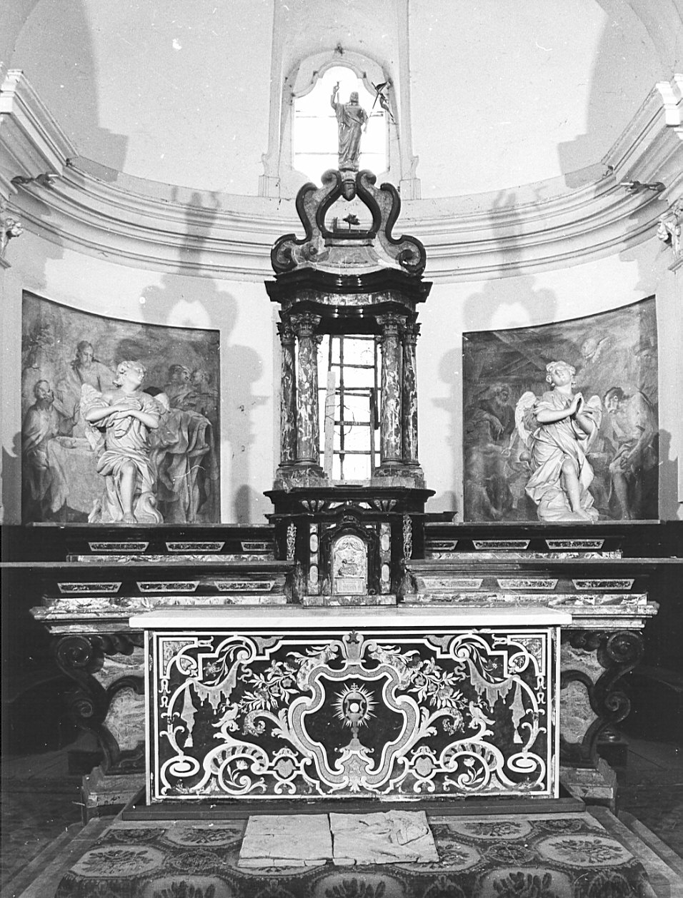 altare maggiore, complesso decorativo - bottega lombarda (prima metà sec. XVIII)