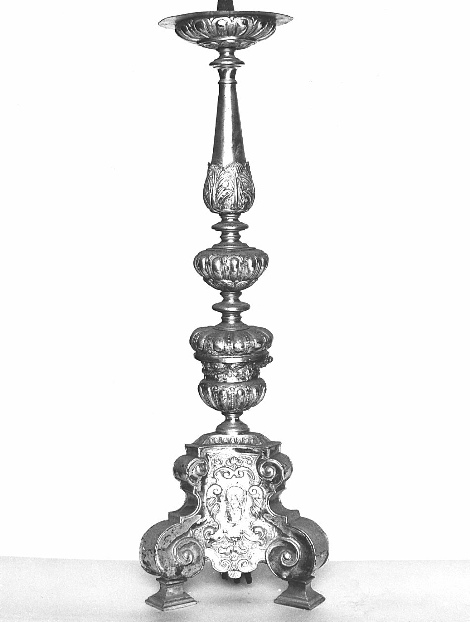 candeliere d'altare, insieme - bottega lombarda (fine sec. XVII)