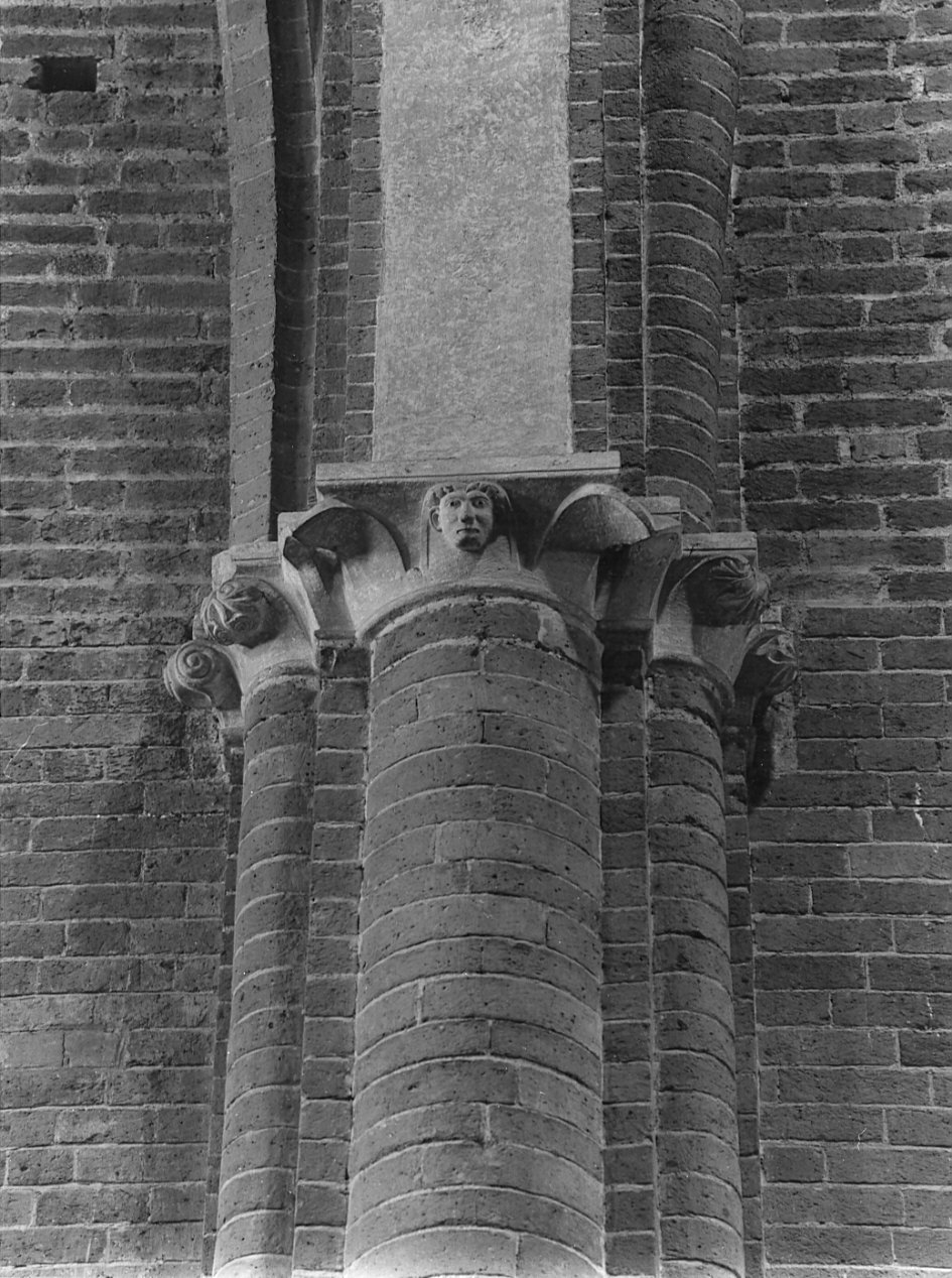 capitello di pilastro, opera isolata - bottega lombarda (sec. XIII)