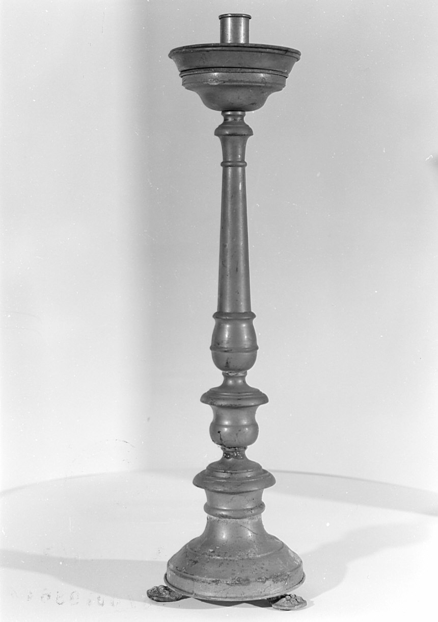 candeliere d'altare, coppia - bottega lombarda (secc. XVIII/ XIX)