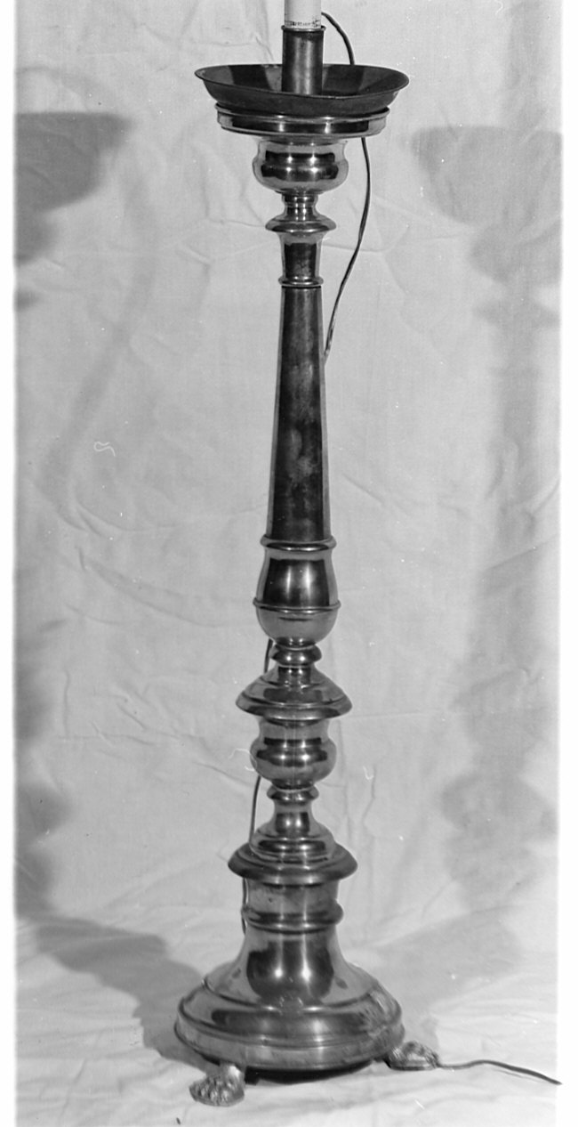 candeliere d'altare, serie - bottega lombarda (sec. XIX)