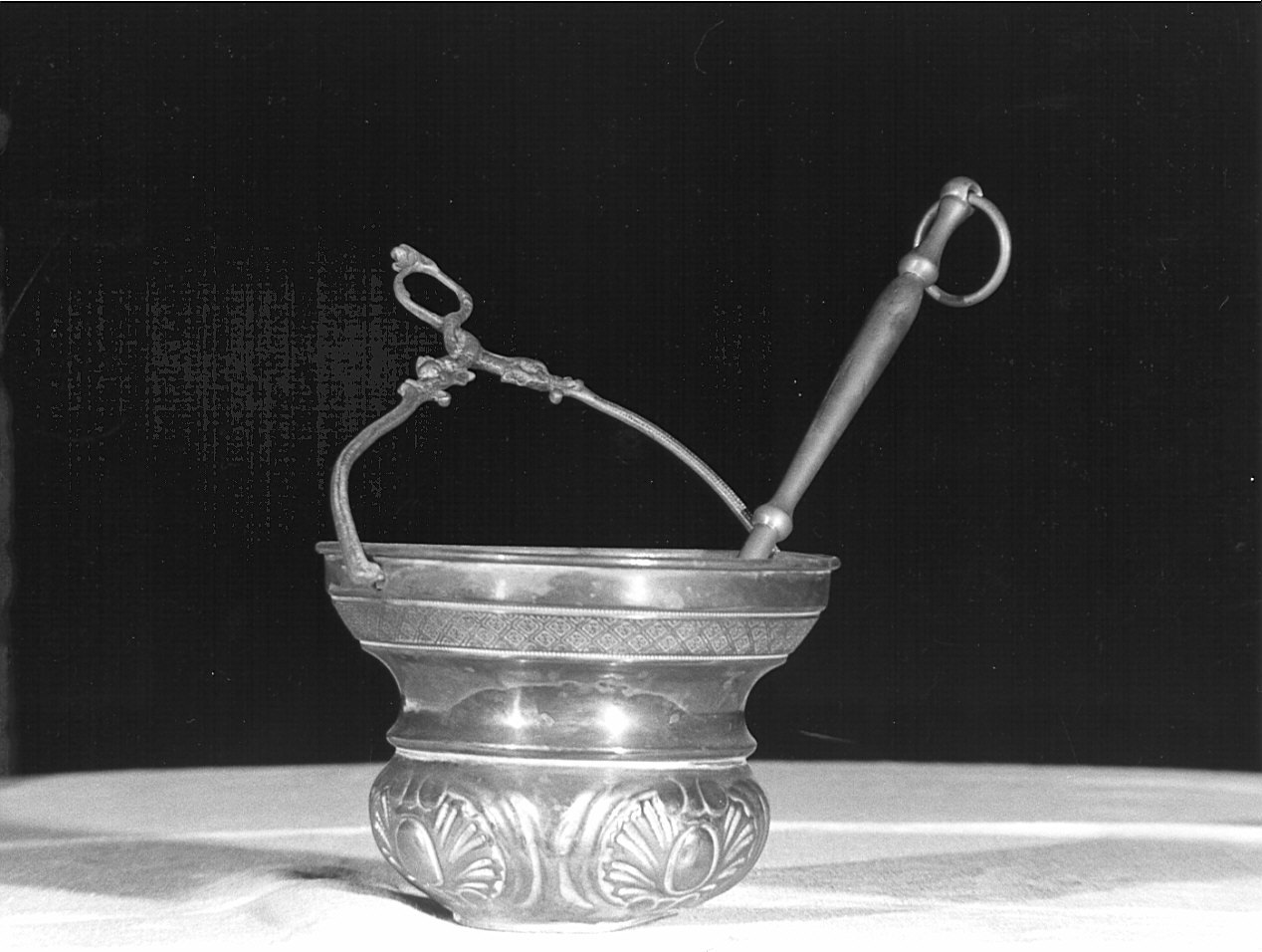 secchiello per l'acqua benedetta, opera isolata - bottega lombarda (sec. XIX)