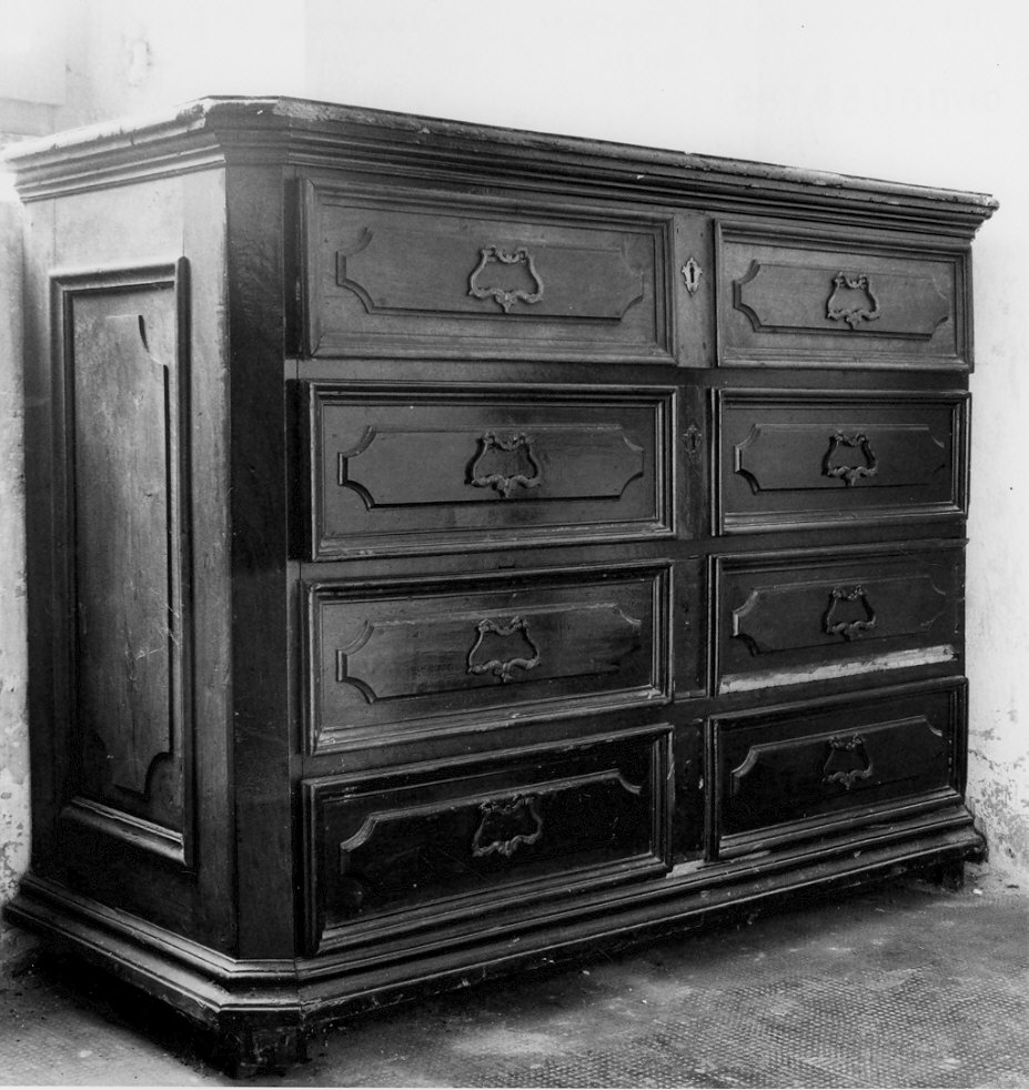 cassettone, opera isolata - bottega lombarda (sec. XVIII)