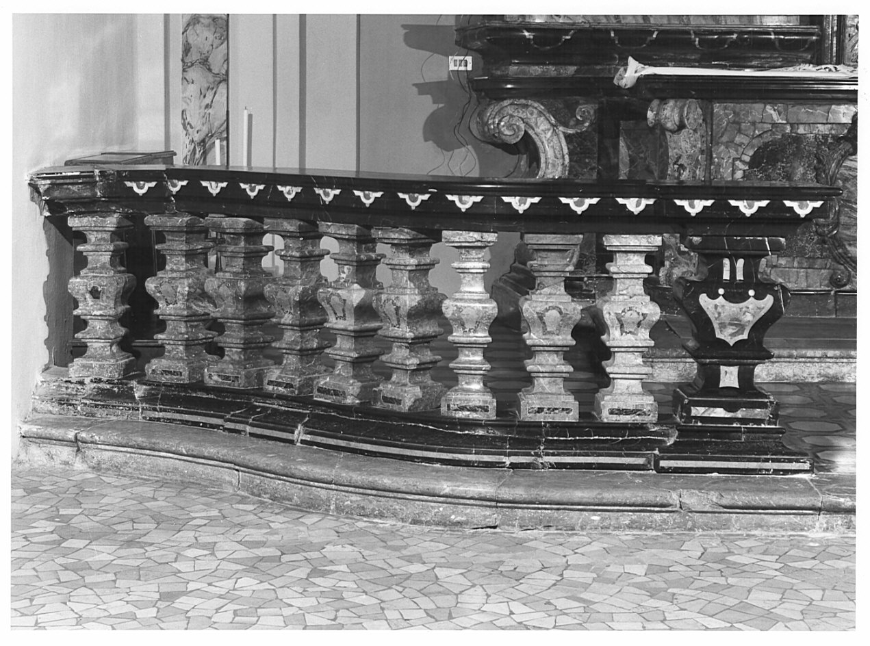 balaustrata, opera isolata - bottega lombarda (secc. XVII/ XVIII)