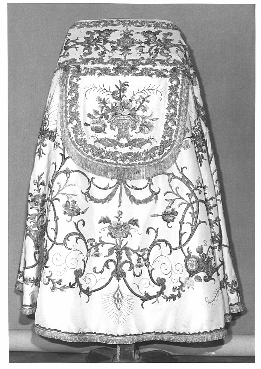 piviale, opera isolata - manifattura italiana (prima metà sec. XIX)