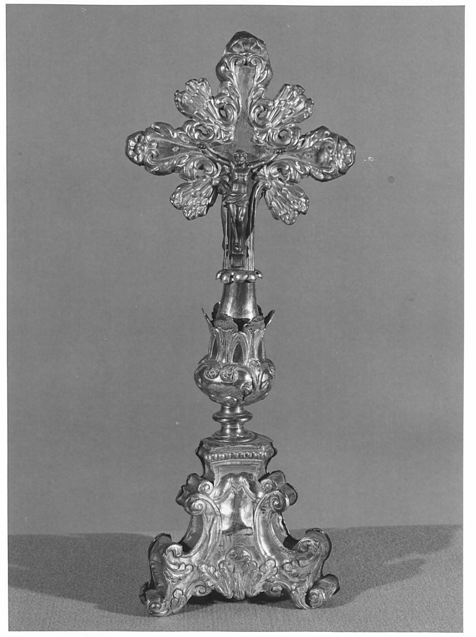 croce d'altare, opera isolata - bottega italiana (prima metà sec. XVIII)